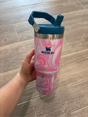 Stanley IceFlow Flip Straw Tumbler 30oz POOL SWIRL Limited Edition Pink & Blue